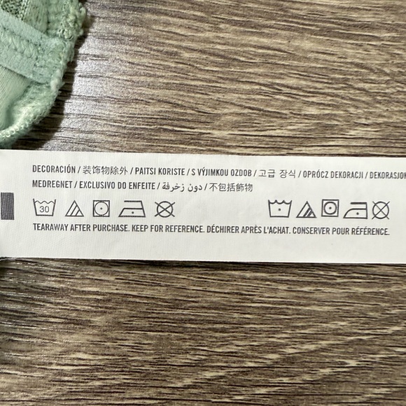 Gilly Hicks (Abercrombie) Light Green Ribbed 2-Piece Lounge Set Size Medium - Picture 10 of 12